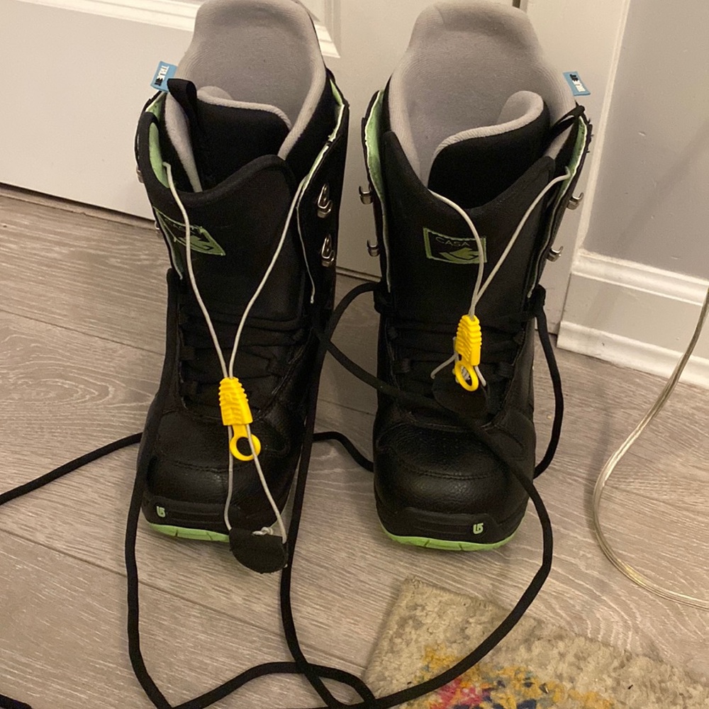 Burton Kids snowboarding shoe